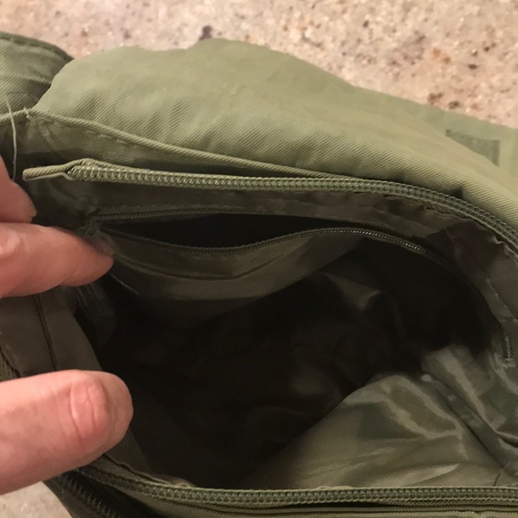 Cross body bag - Picture 6 of 7